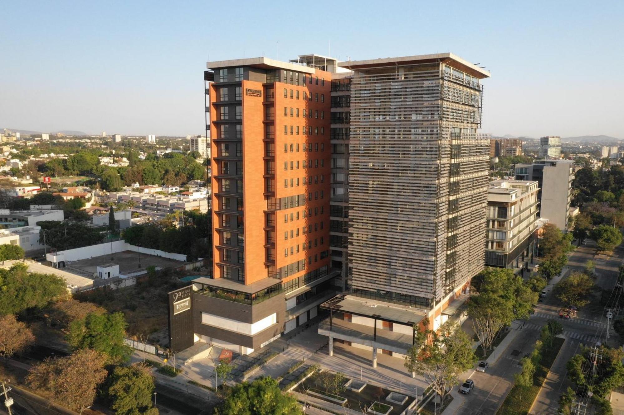 Staybridge Suites - Guadalajara Novena By Ihg Экстерьер фото