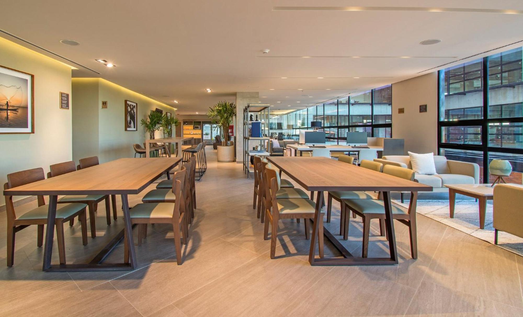 Staybridge Suites - Guadalajara Novena By Ihg Экстерьер фото